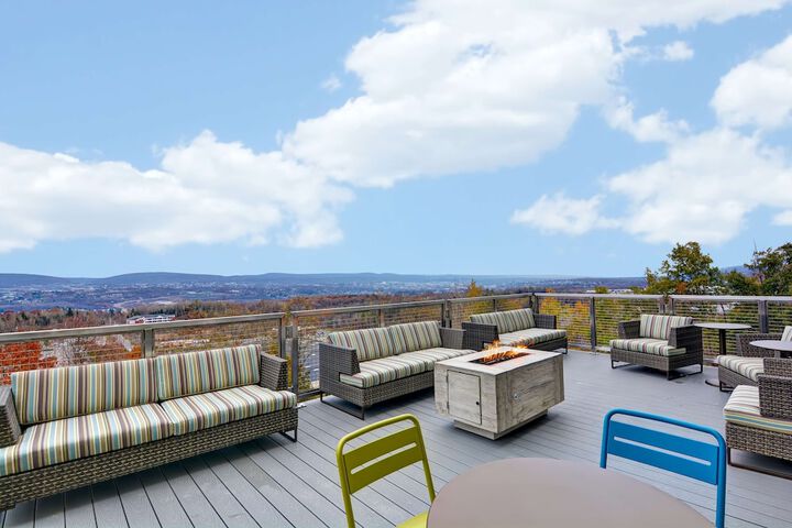 Terrace/Patio 41 of 44