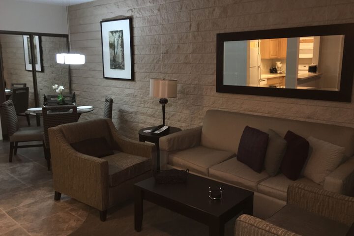 Room 22 of 49