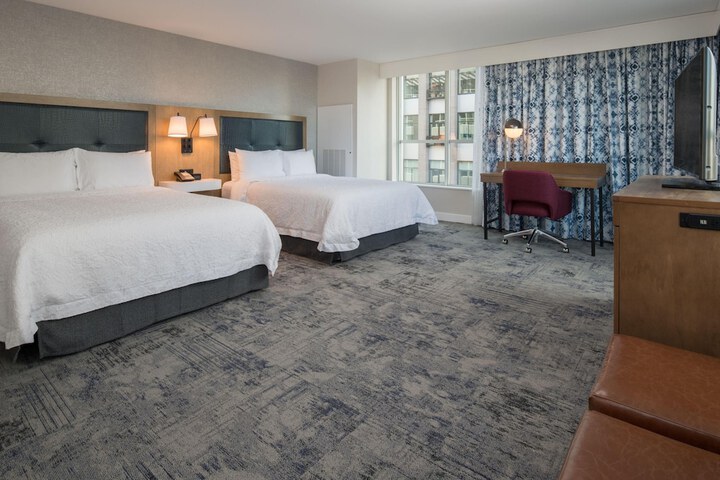 Hampton Inn & Suites Portland-Pearl District