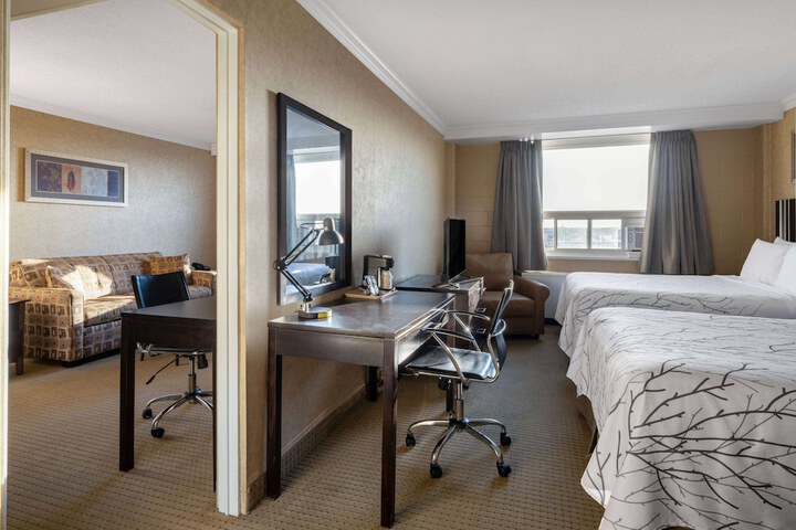 Room 20 of 35