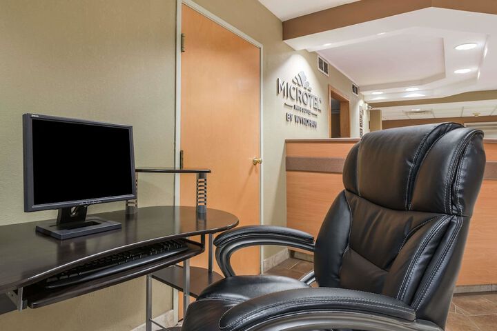 Business Center 15 of 15