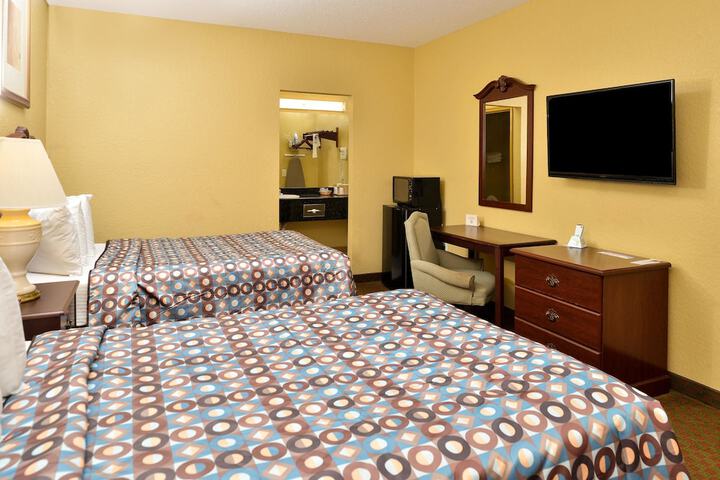 Room 14 of 14