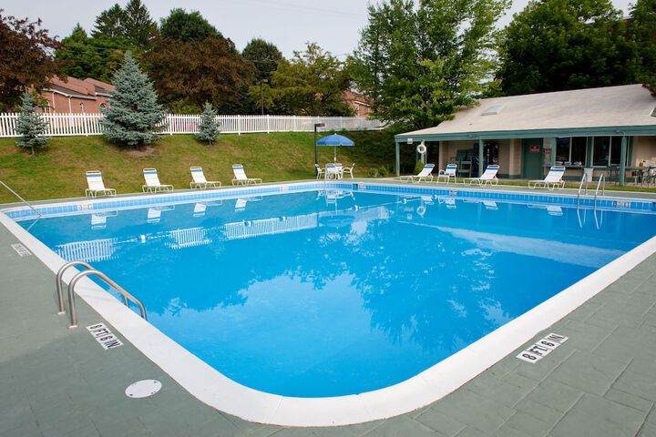 Pool 8 of 55
