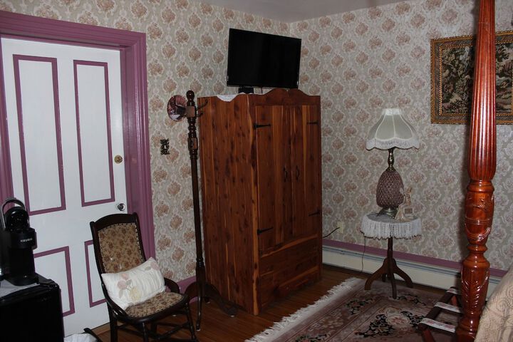 Carriage Stop Bed & Breakfast