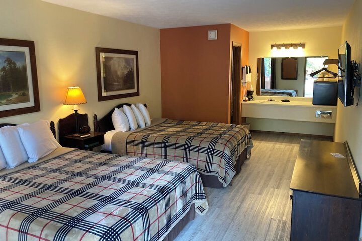 Room 7 of 13