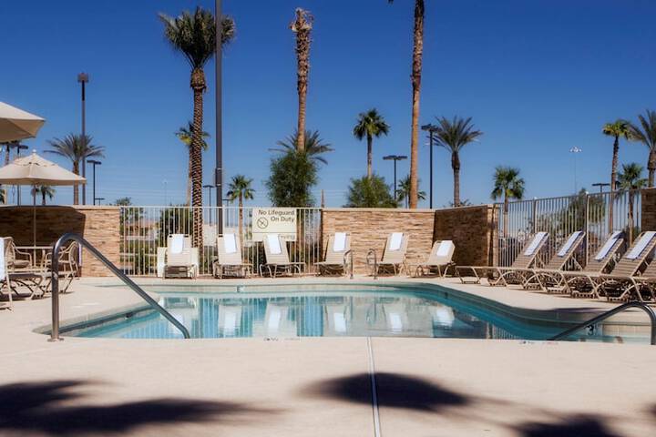 Pool 4 of 26