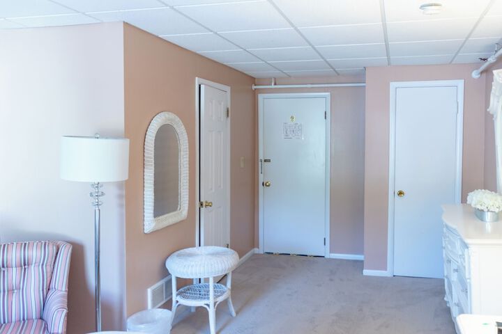 Room 91 of 153