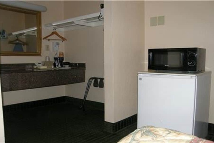 Hotel Interior 6 of 25