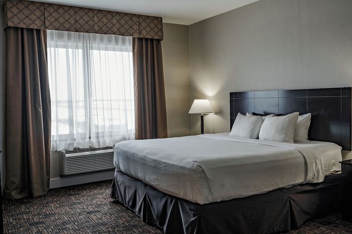 Room 10 of 48
