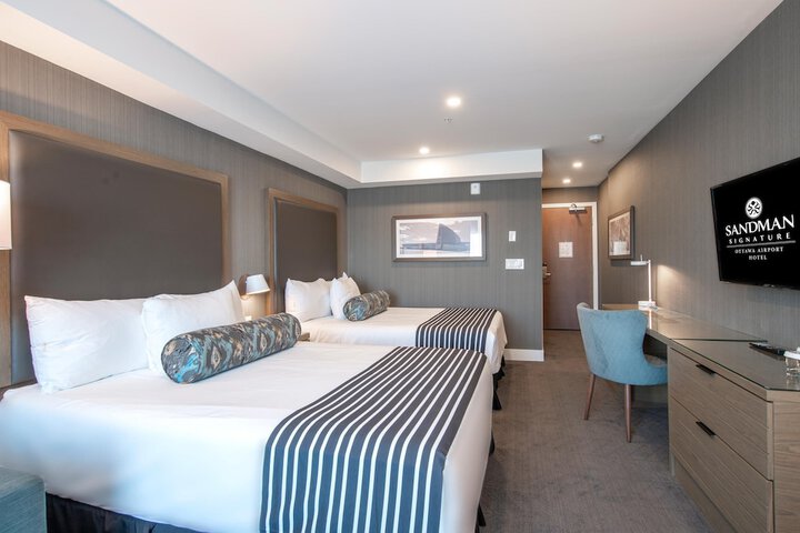 Room 30 of 61