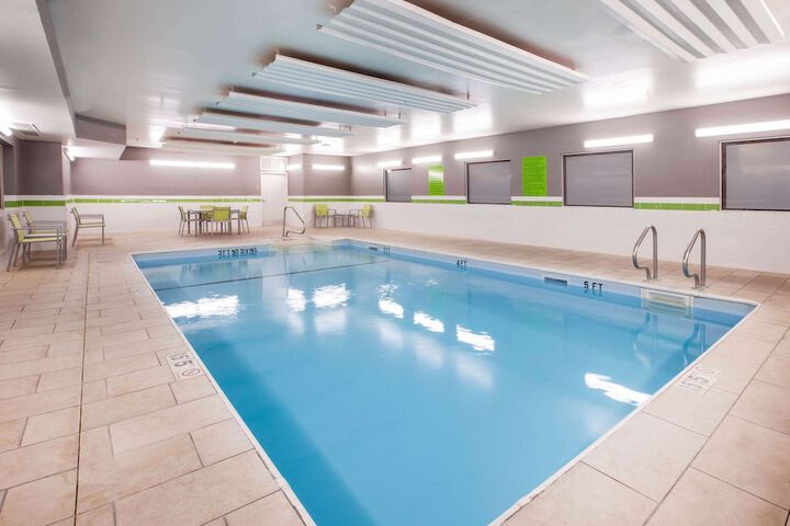 Pool 4 of 28