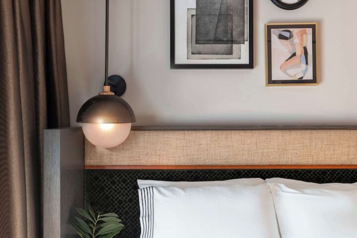 Room 47 of 115