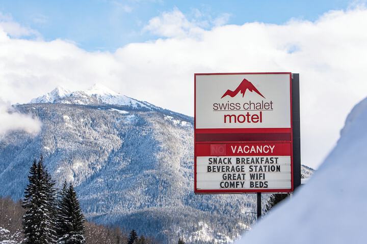 Swiss Chalet Motel