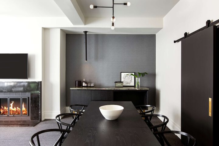 Room 49 of 60