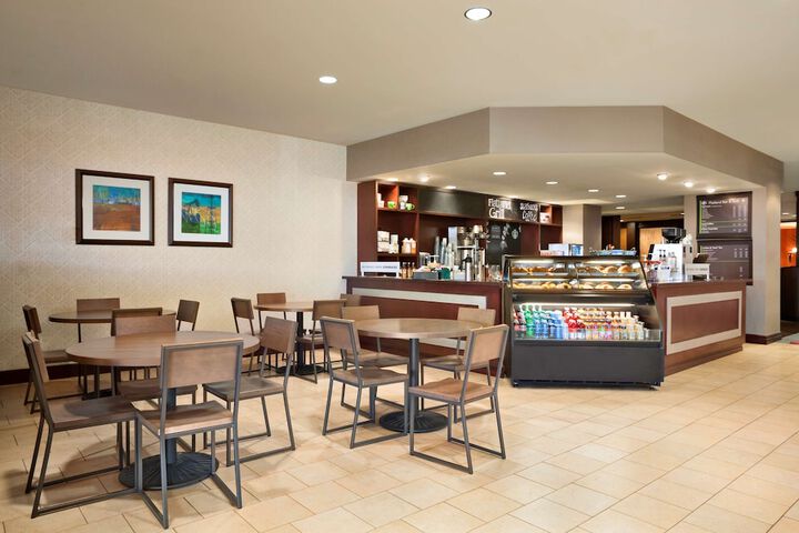 DoubleTree by Hilton Dallas - DFW Airport North