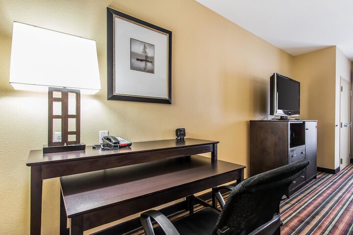 Room 34 of 43