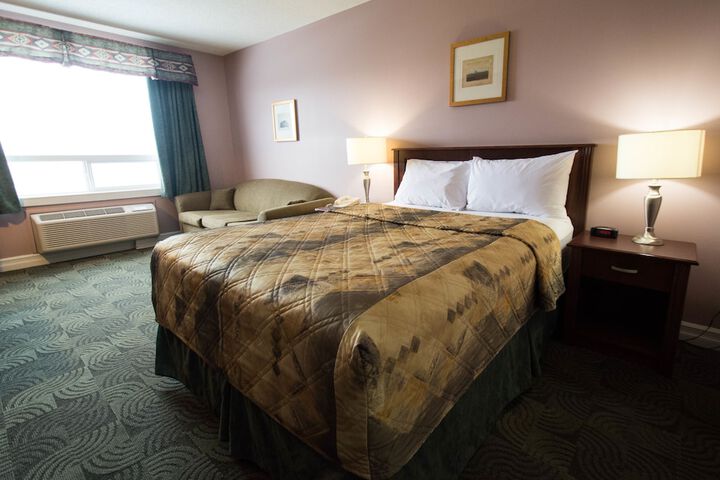 Room 15 of 22