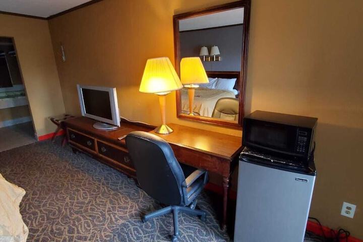 Room 14 of 35