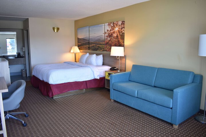Room 5 of 23