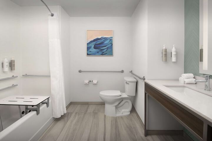 Room 28 of 40
