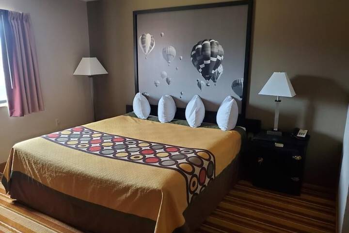 Room 18 of 45