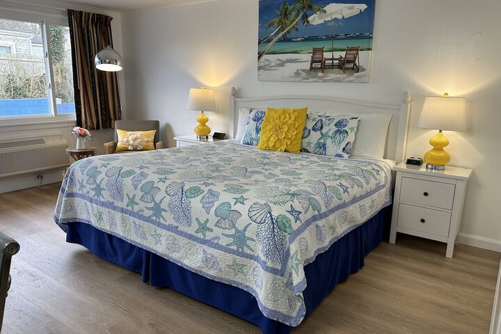 Room 15 of 28