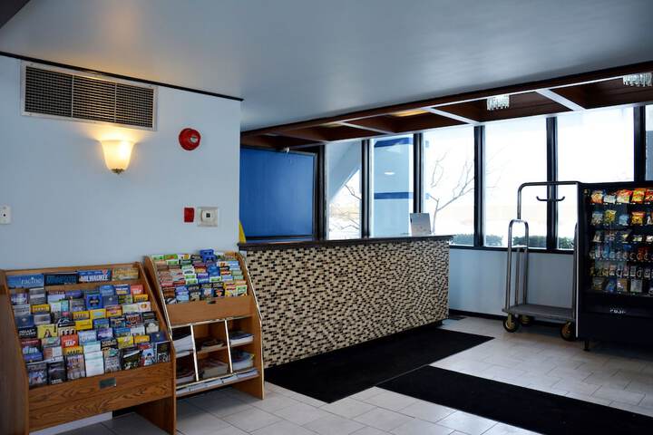 Hotel Interior 9 of 51