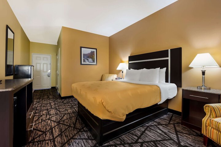 Room 31 of 37