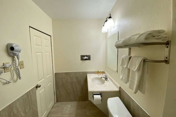 Roswell Inn
