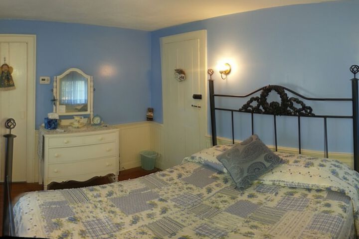 Truman Gillet House Bed & Breakfast