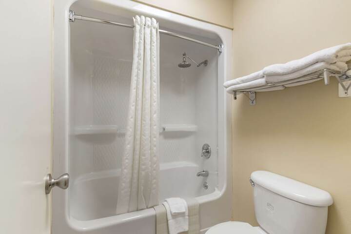 Best Western Sunday House Inn