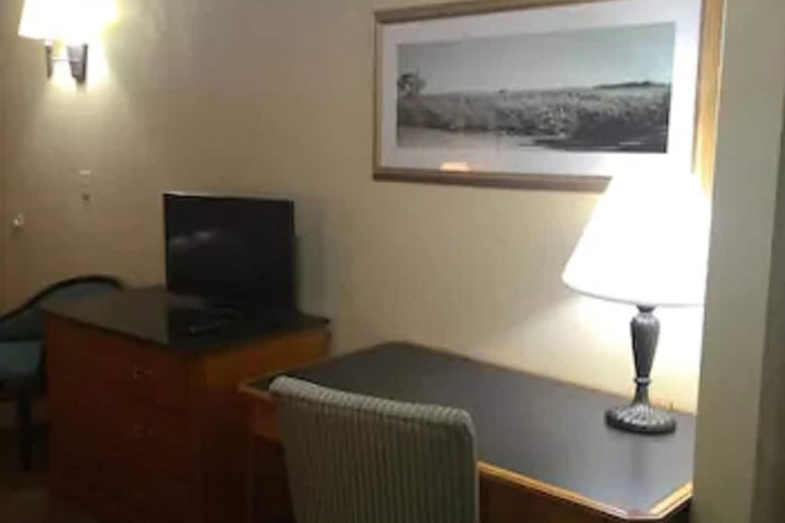 Room 19 of 21