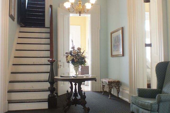 The Pepin Mansion Historic B & B