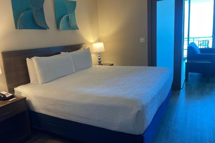 South Beach Biloxi Hotel & Suites