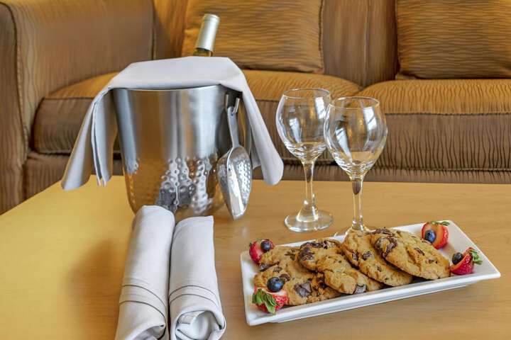 Best Western Royal Plaza Hotel & Trade Center