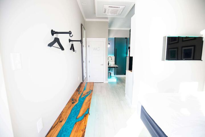 Room 102 of 140