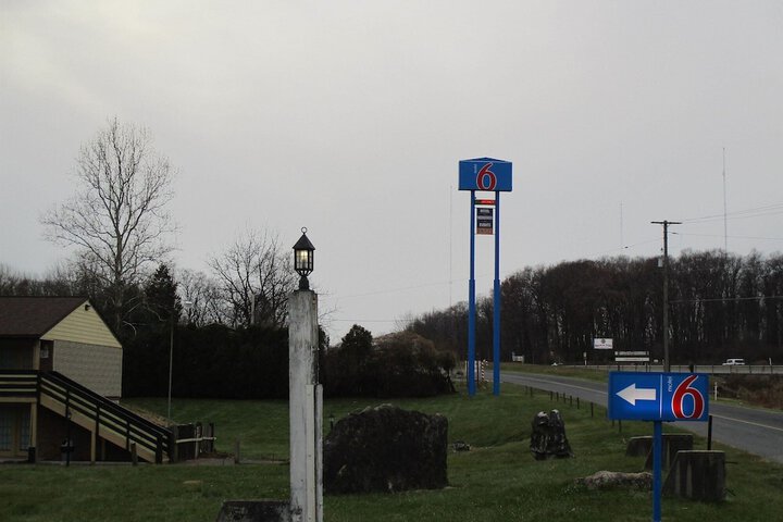Motel 6 Shartlesville PA