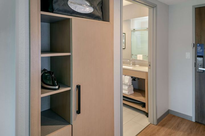 Room 18 of 56