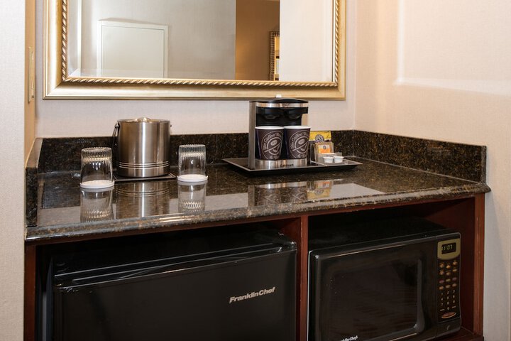 Breakfast/Coffee Service 57 of 67