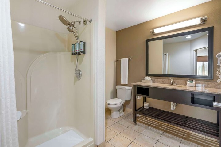 Best Western Suites
