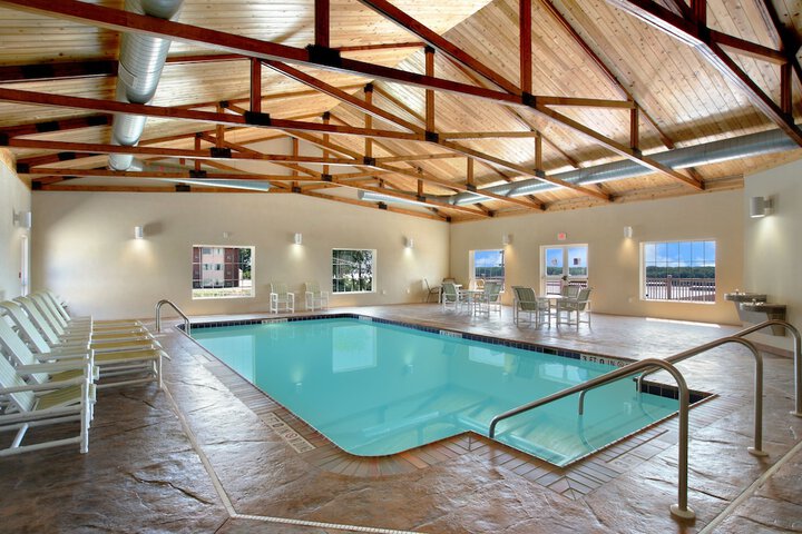 Pool 8 of 40