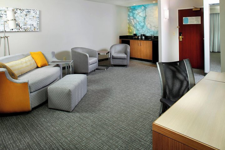 Room 9 of 27
