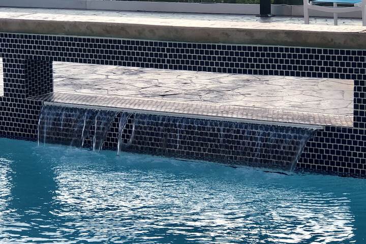 Pool 11 of 72