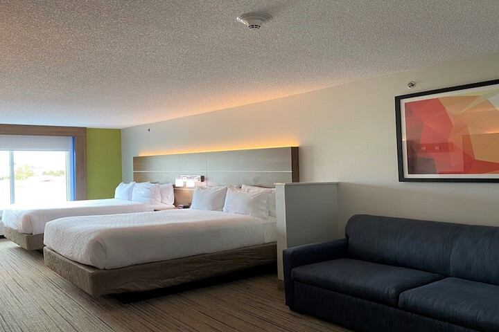 Holiday Inn Express & Suites Somerset Central by IHG