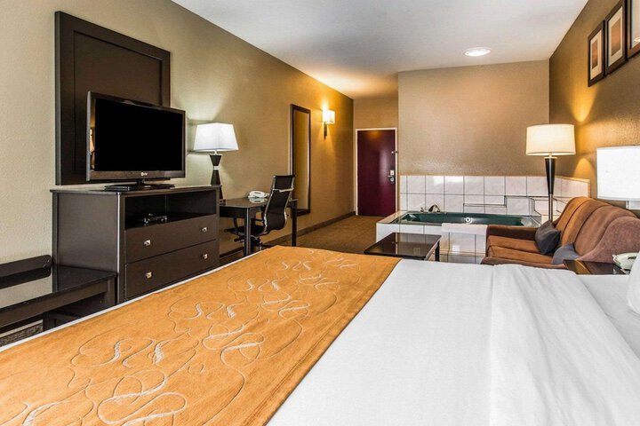 Room 15 of 39