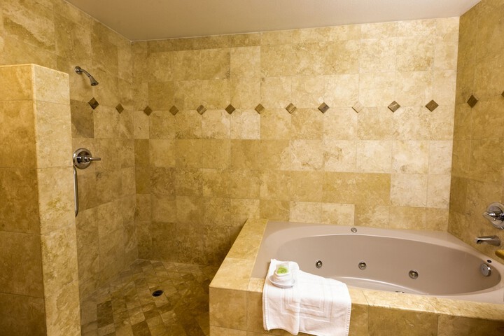 Room 10 of 47