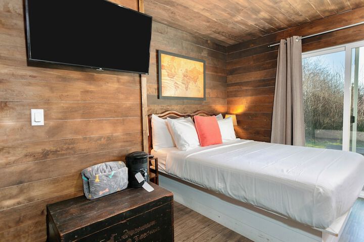 Breakwater Resort
