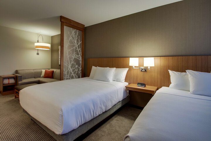 Room 43 of 113