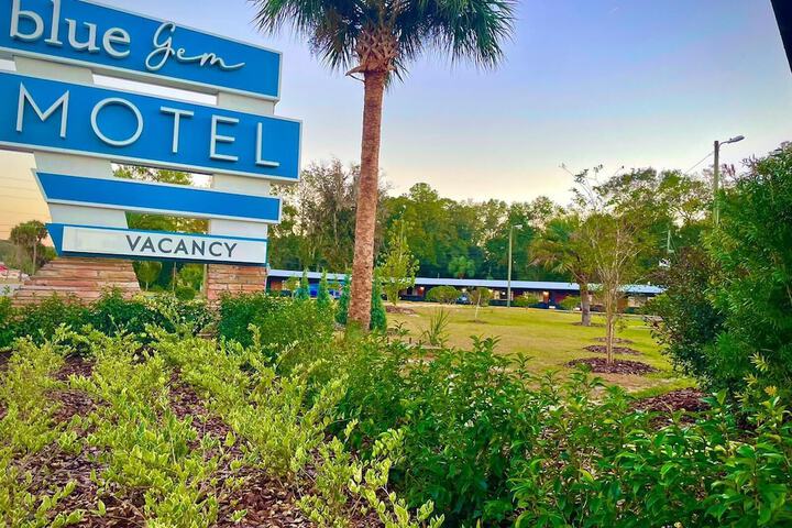 Hotel 6 of 82