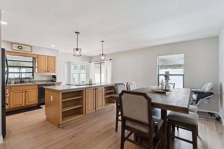 Luxury House - Sleeps 8 Golf Disney Family Fun